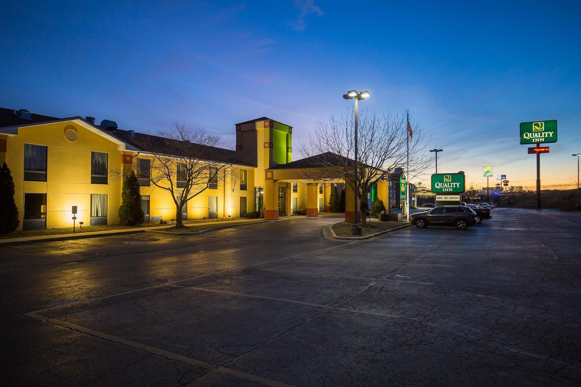 סנט רוברט Quality Inn St Robert - Ft Leonard Wood מראה חיצוני תמונה